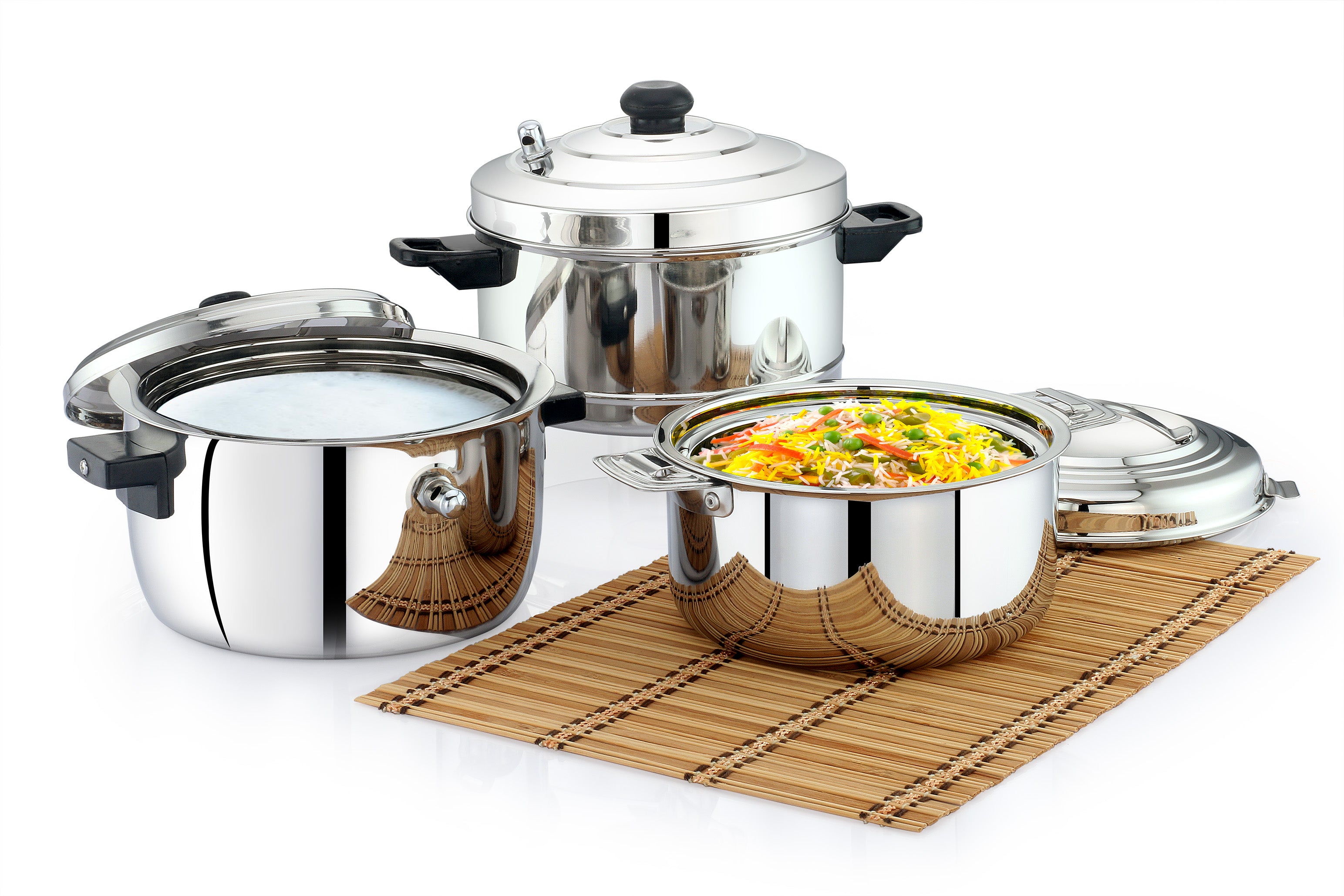 PONGAL OFFER #3: AMAZE - GIFTSET( MILK COOKER - 2000ML, IDLI COOKER with 4 PLATES, BLUEBELL CASSEROLE - 1500ML) 48% OFF